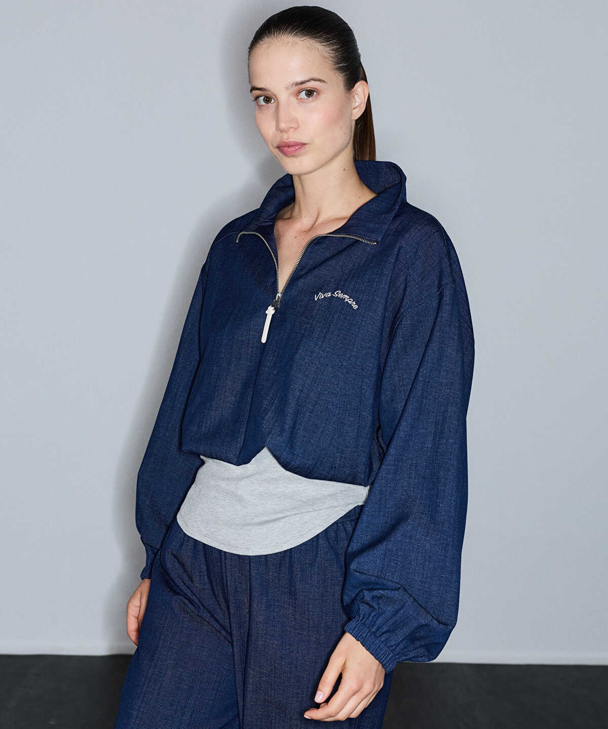 Zoomed Two-Piece Effect Embroidered Blouse