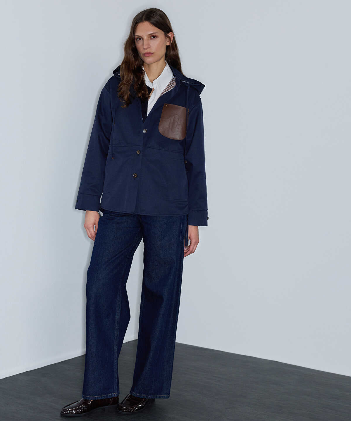 Zoomed Adjustable Hem Contrast Pocket Coat