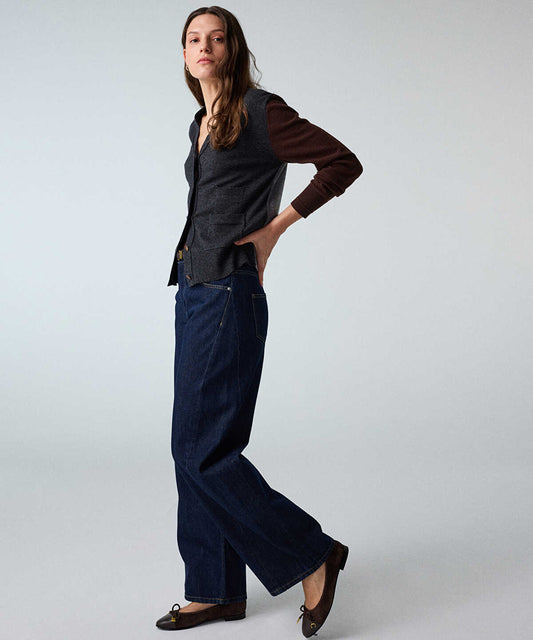 Barrel Jeans with Belt