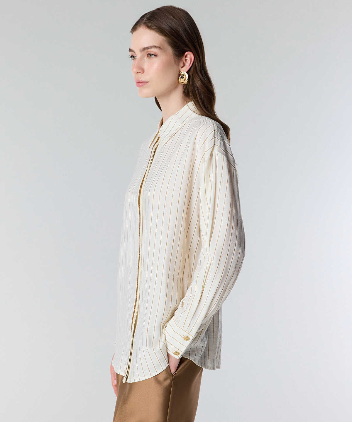Contrast Trim Striped Shirt