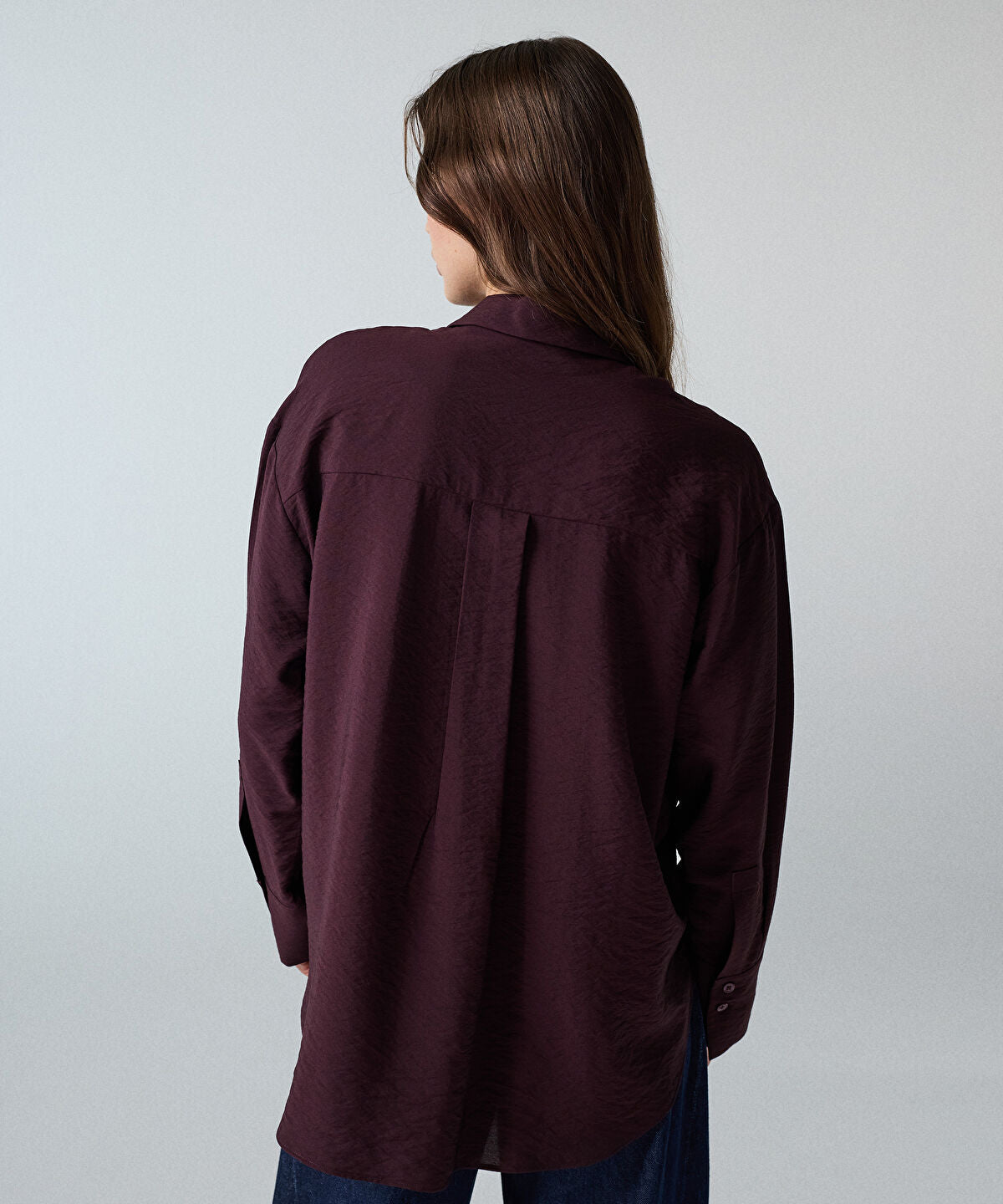 Zoomed Crinkle-Effect Shirt