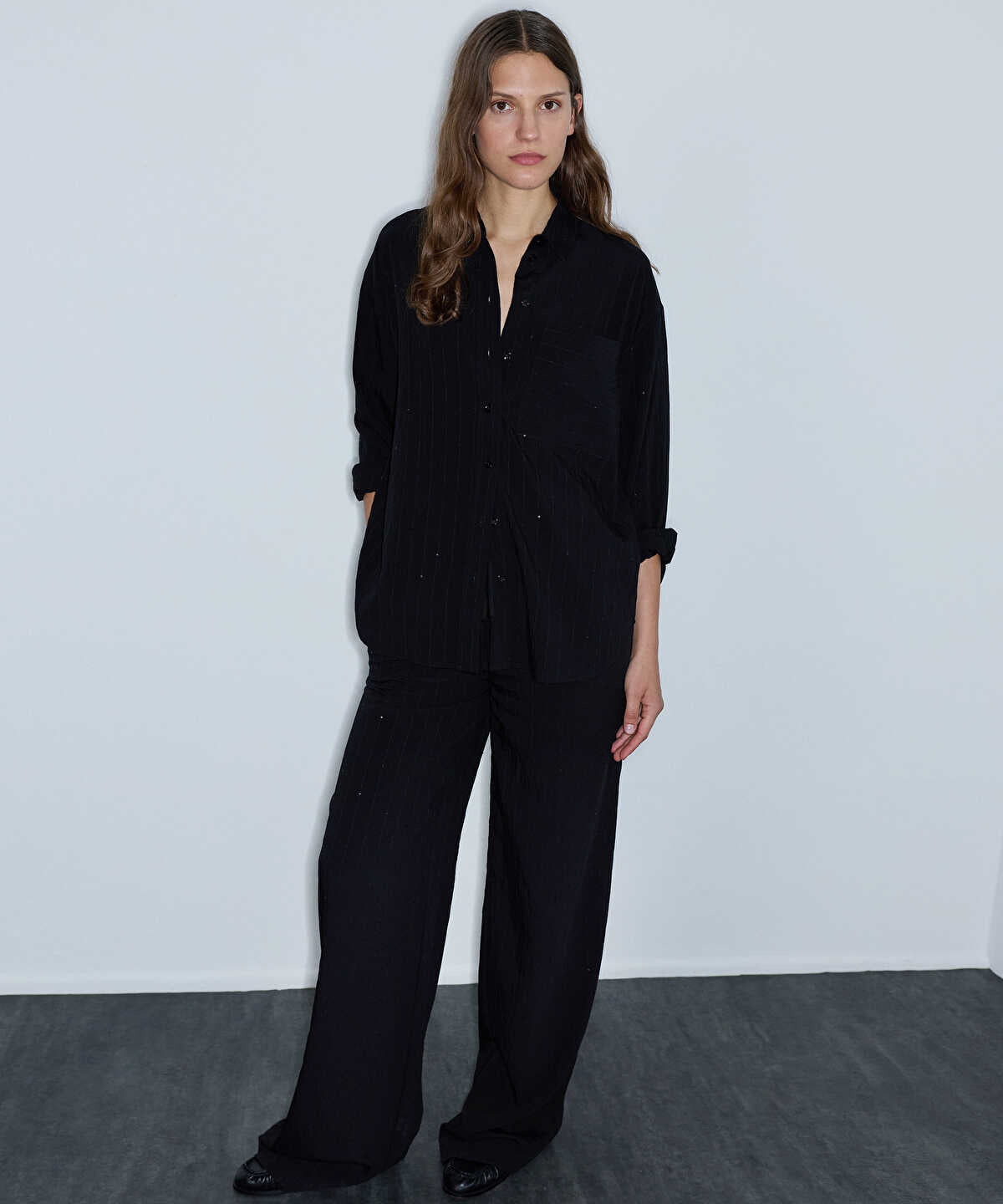 Zoomed Crinkle-Effect Shirt with Sequins