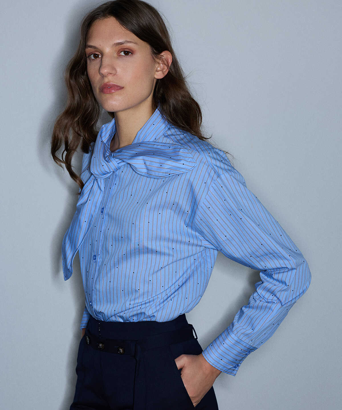 Zoomed Tie-Neck Shirt