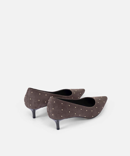 HIGH-HEELS