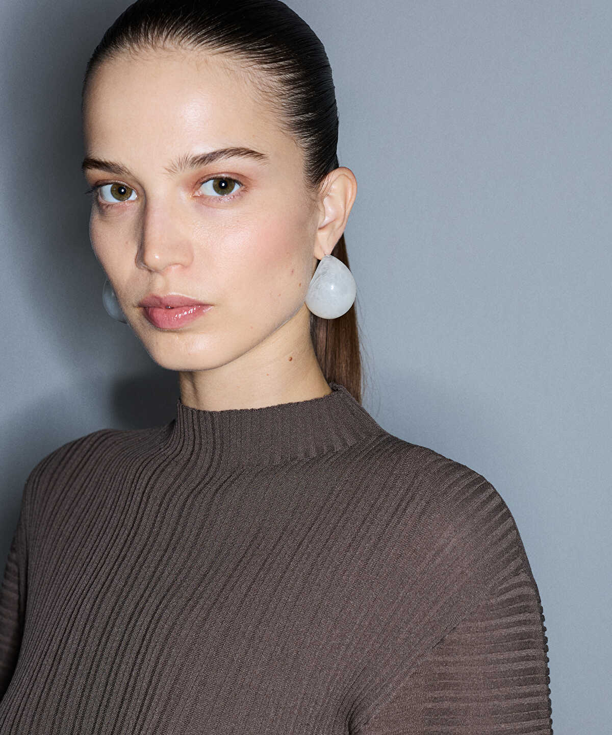 Zoomed Textured Boat-Neck Knit Top