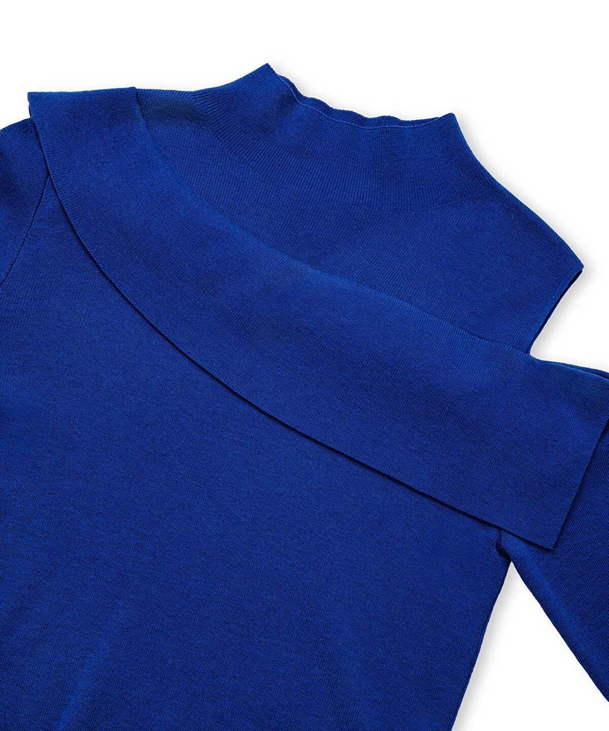 Zoomed Asymmetric High-Neck Knit Top