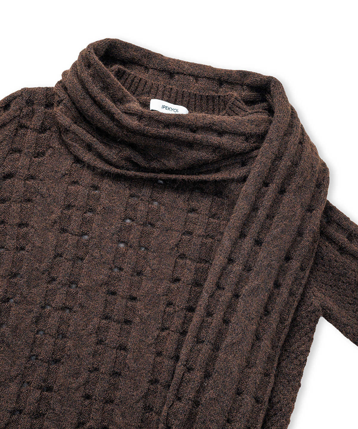 Raw Edge Sweater with Detachable Scarf