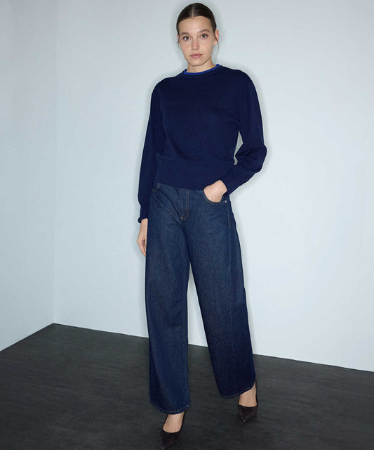 Contrast Collar Knit Top