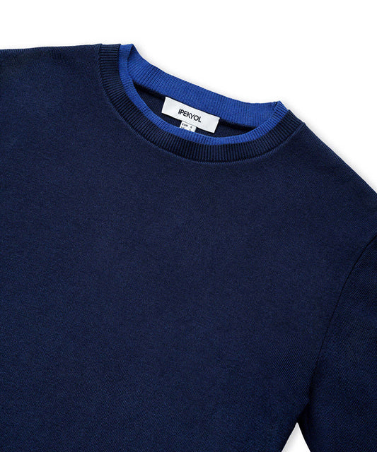 Contrast Collar Knit Top