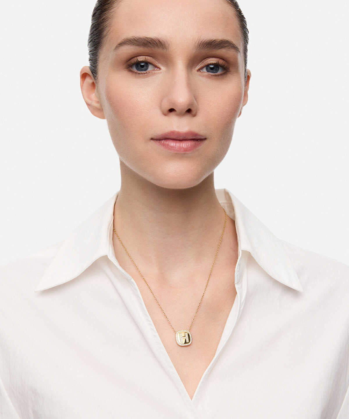 Zoomed Embellished 'H' Pendant Necklace