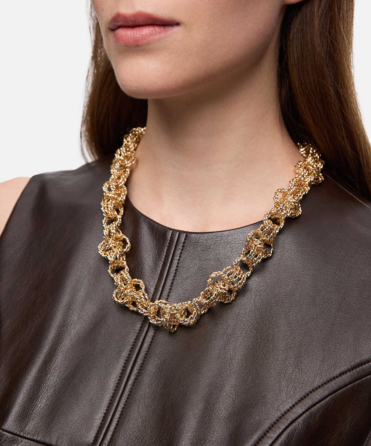 Interlocking Textured Chain Necklace