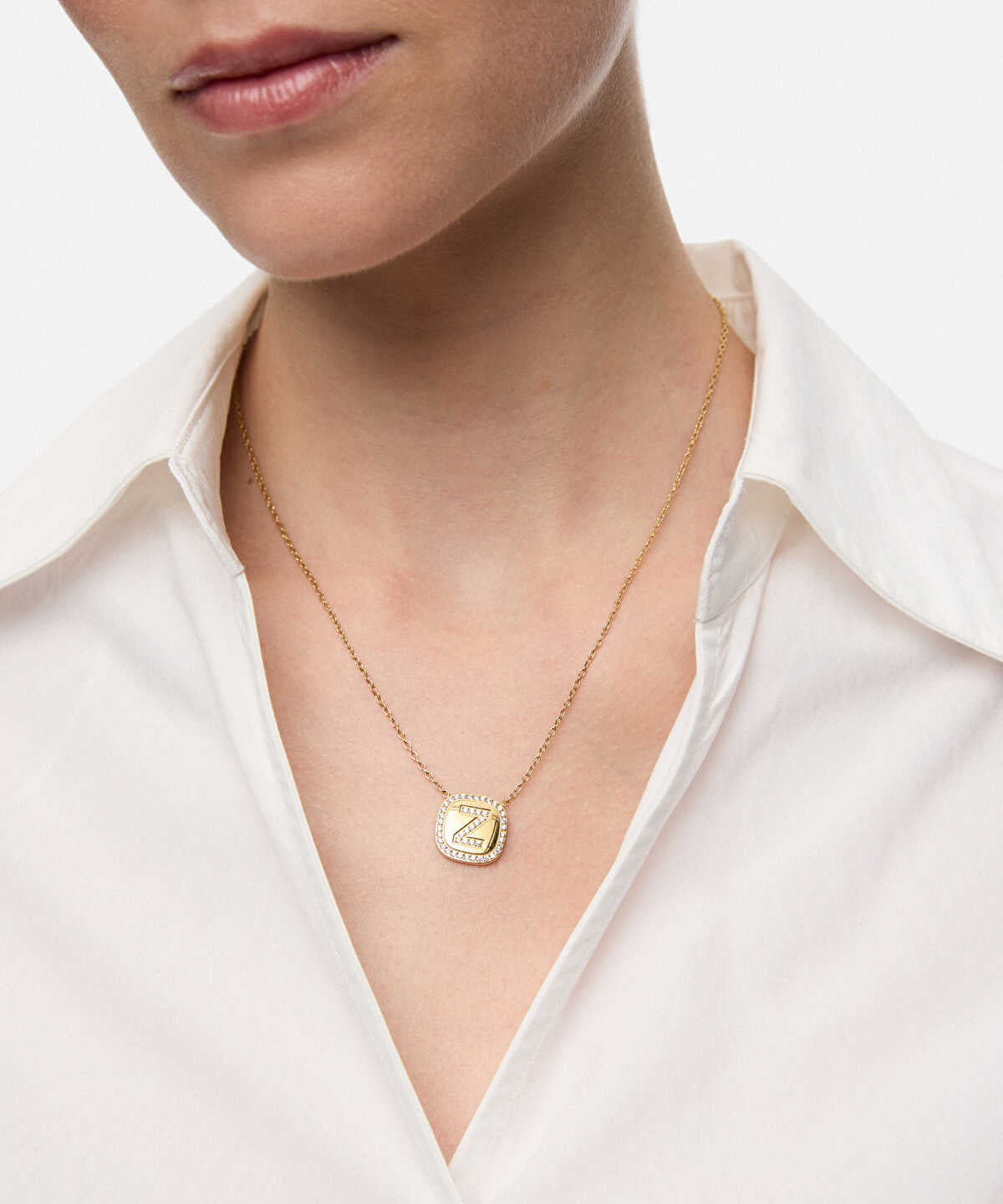 Zoomed Embellished 'Z' Pendant Necklace