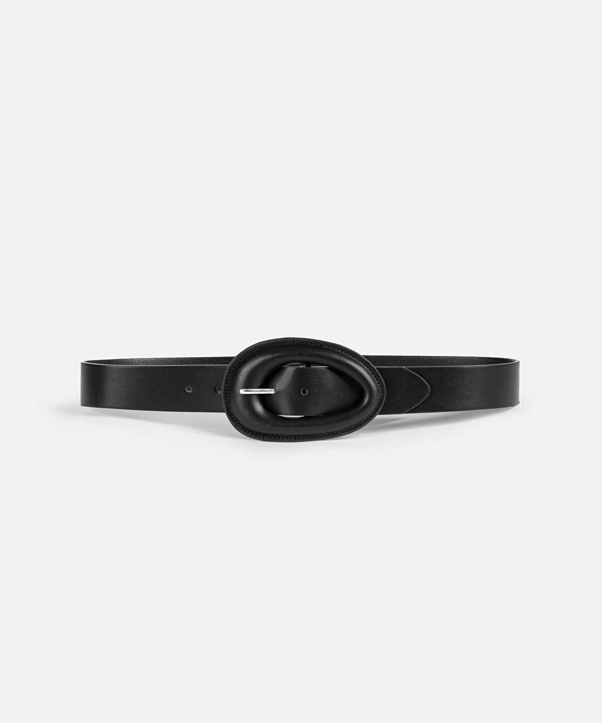 Zoomed Faux-Leather Oval-Buckle Belt