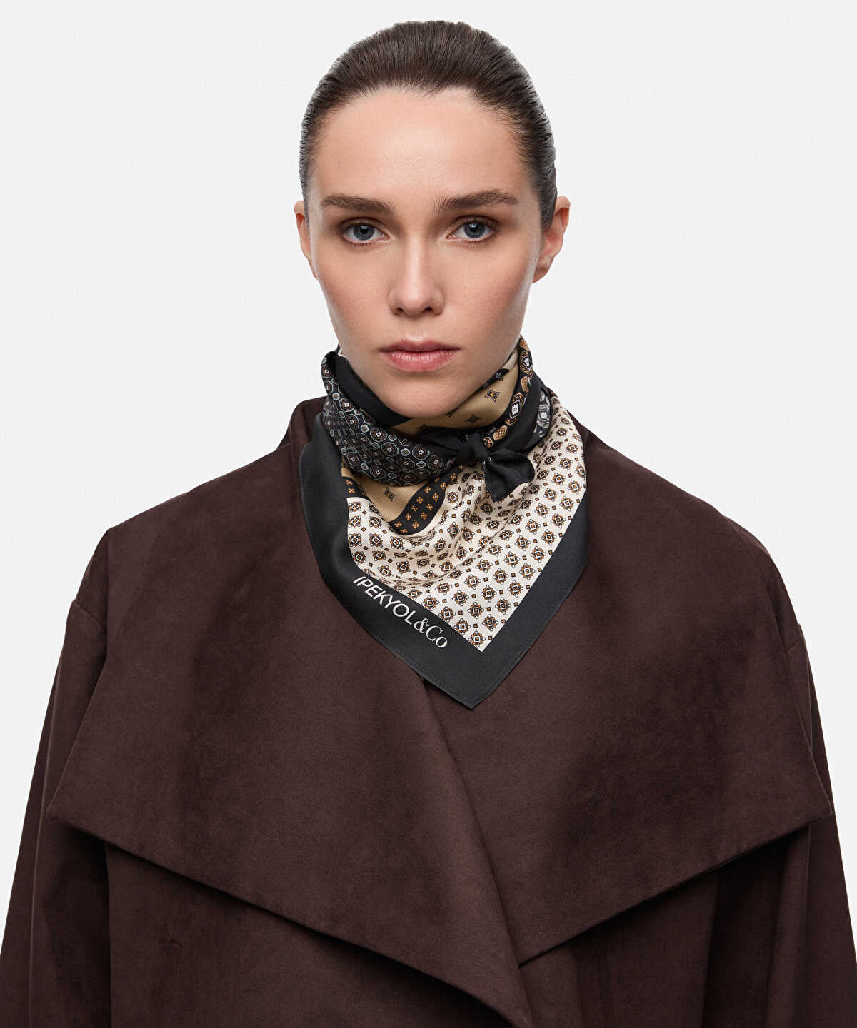 Zoomed 100% Silk Printed Scarf