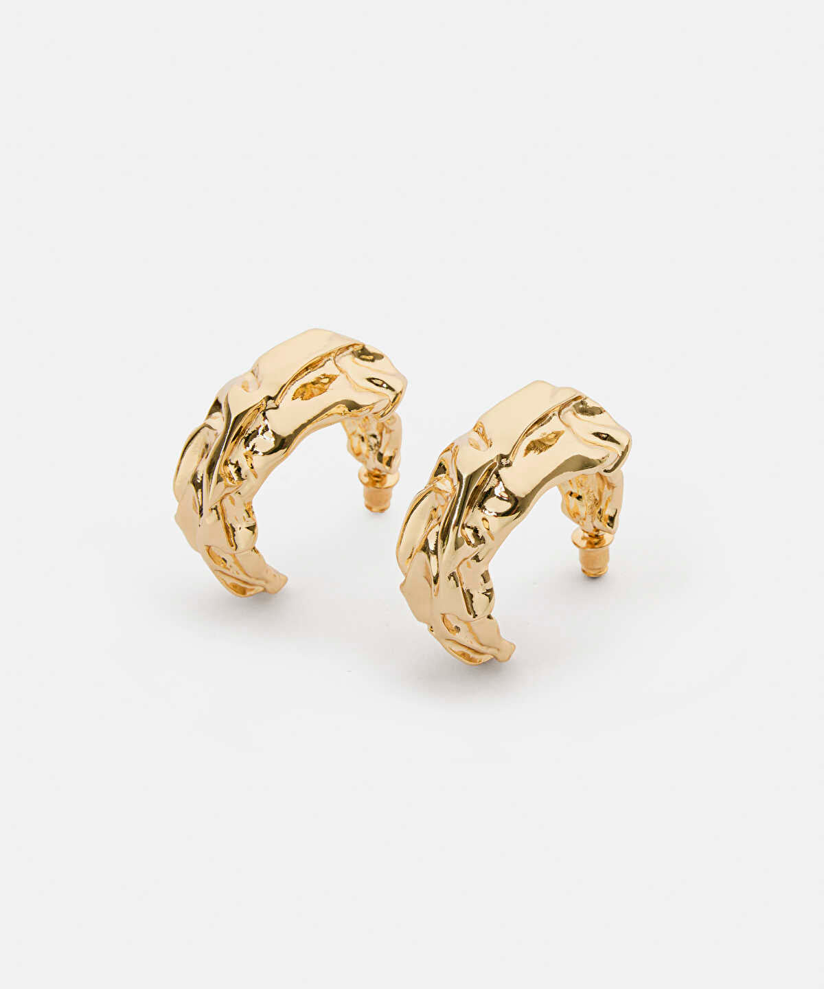 Zoomed Textured Hoop Earrings