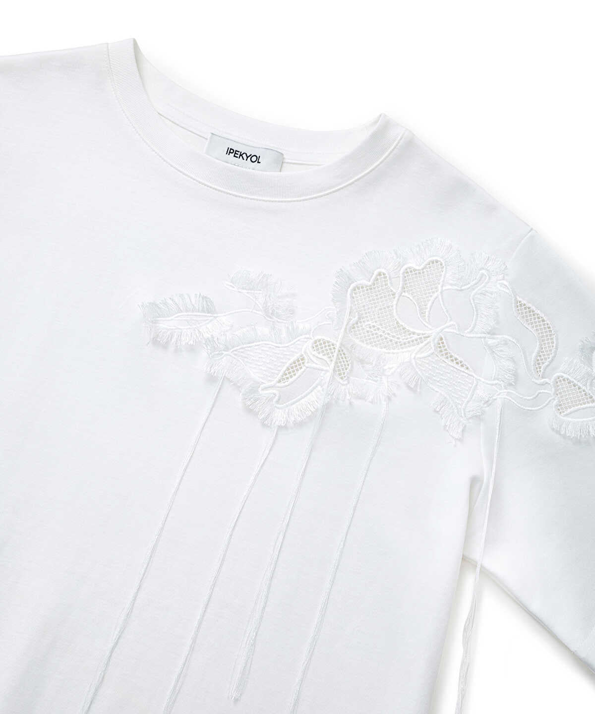 Zoomed Floral Embroidery T-Shirt with Fringe