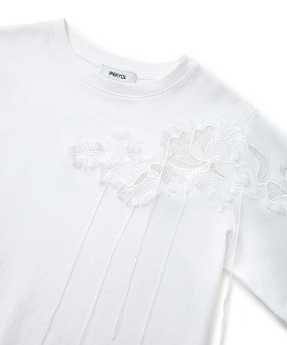 Floral Embroidery T-Shirt with Fringe