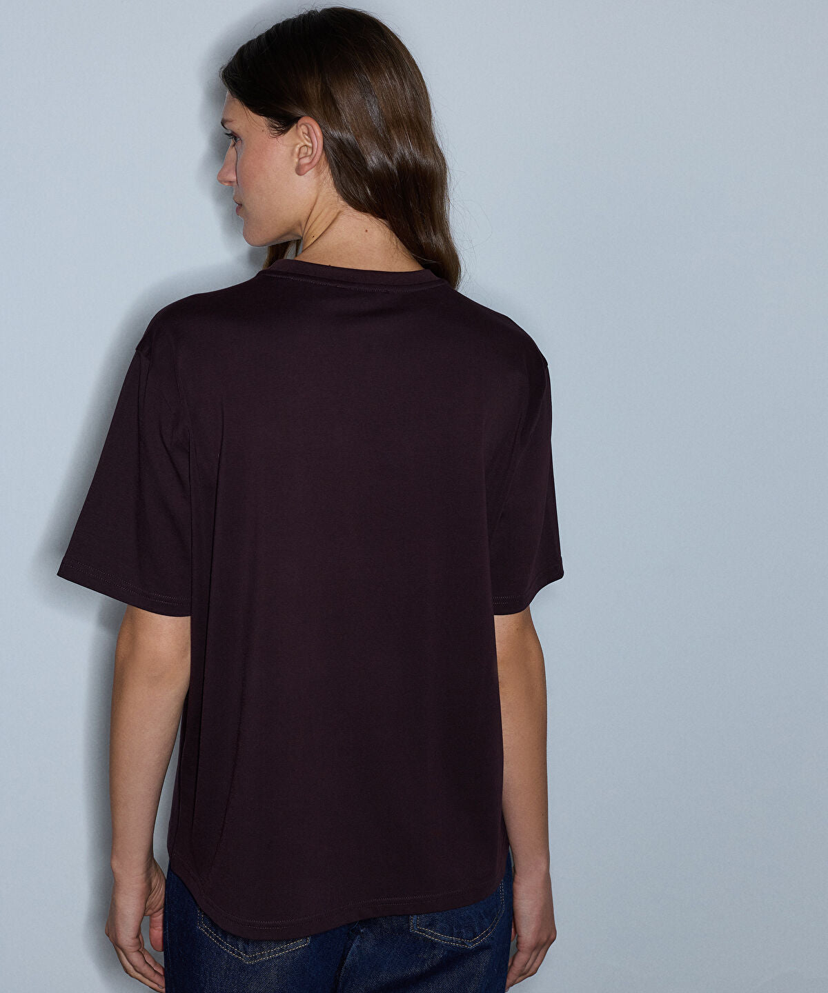 Zoomed T-Shirt with Floral Applique