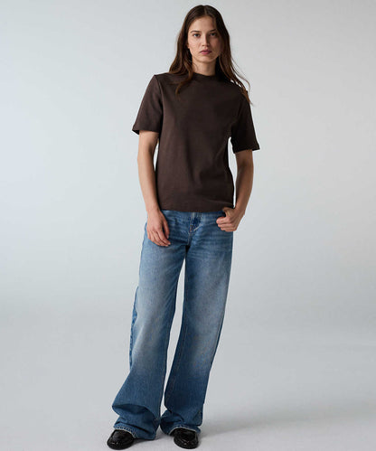 Basic T-Shirt