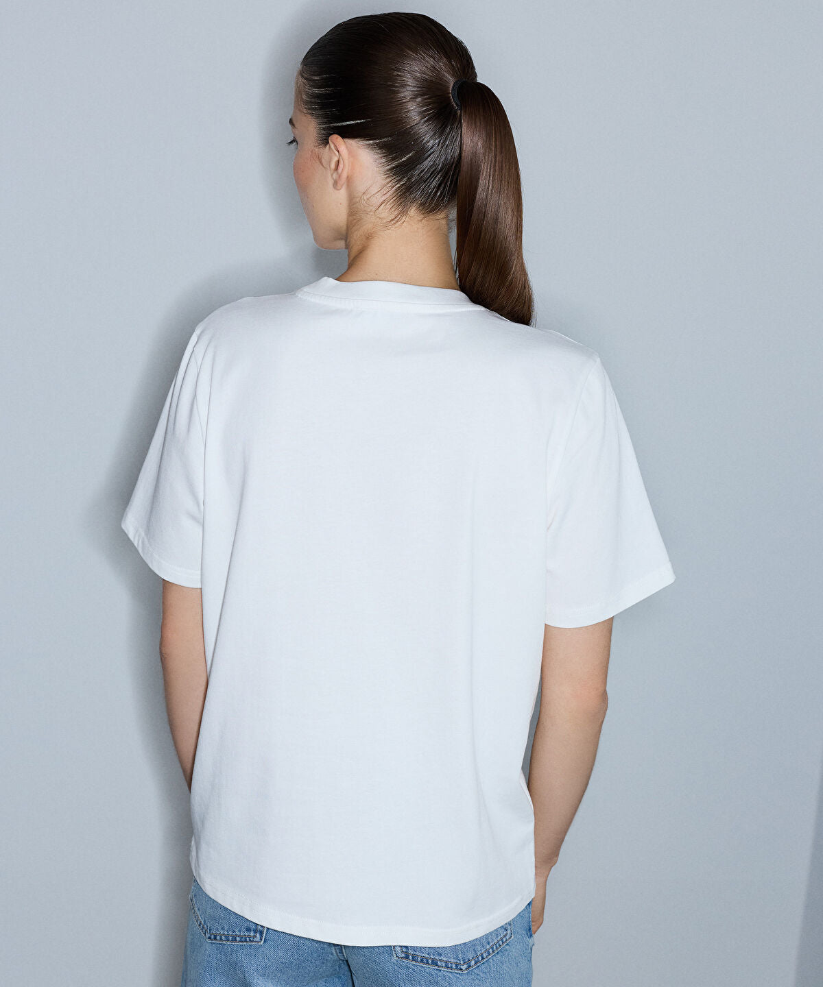 Bow Applique T-Shirt 