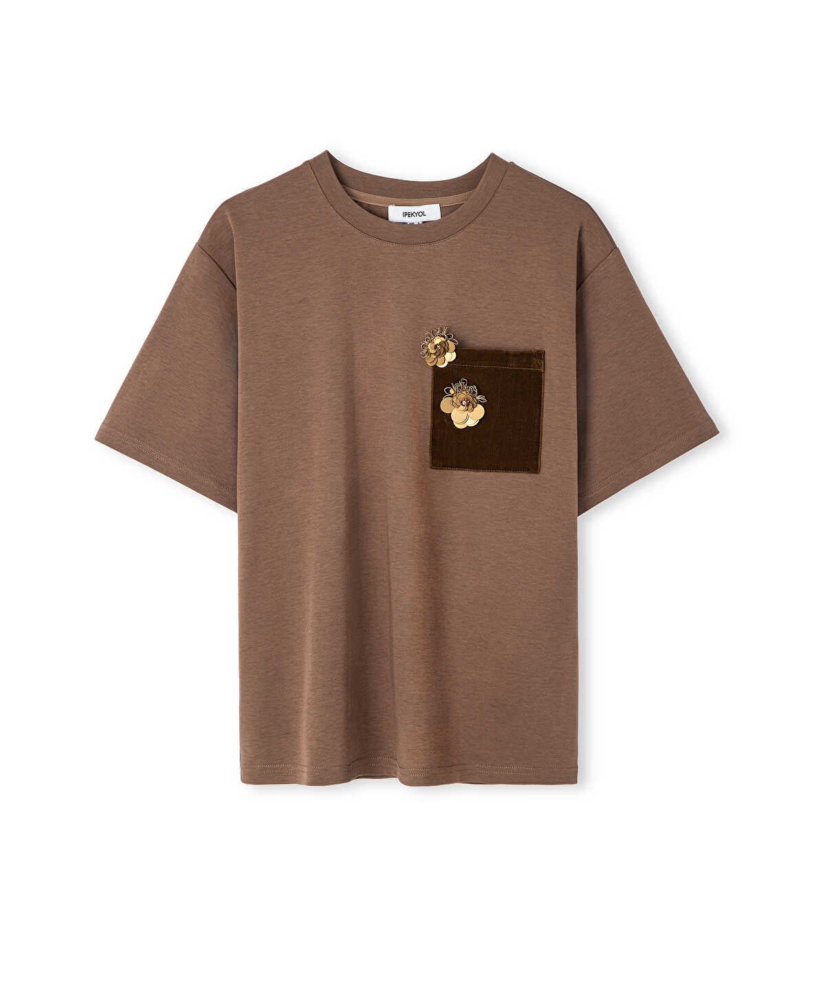 Zoomed T-Shirt with Applique
