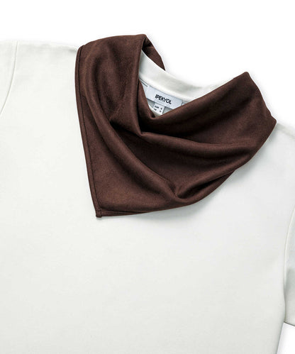 T-Shirt with Detachable Scarf