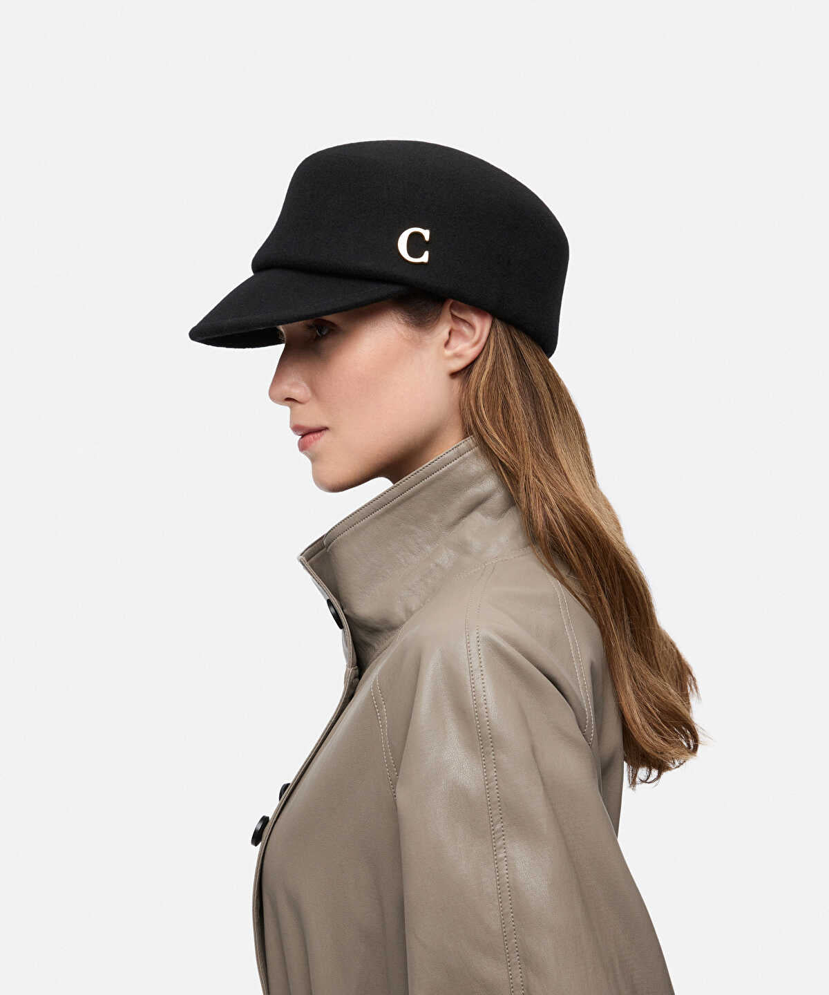 Zoomed 100% Wool Hat with Metal Buckle