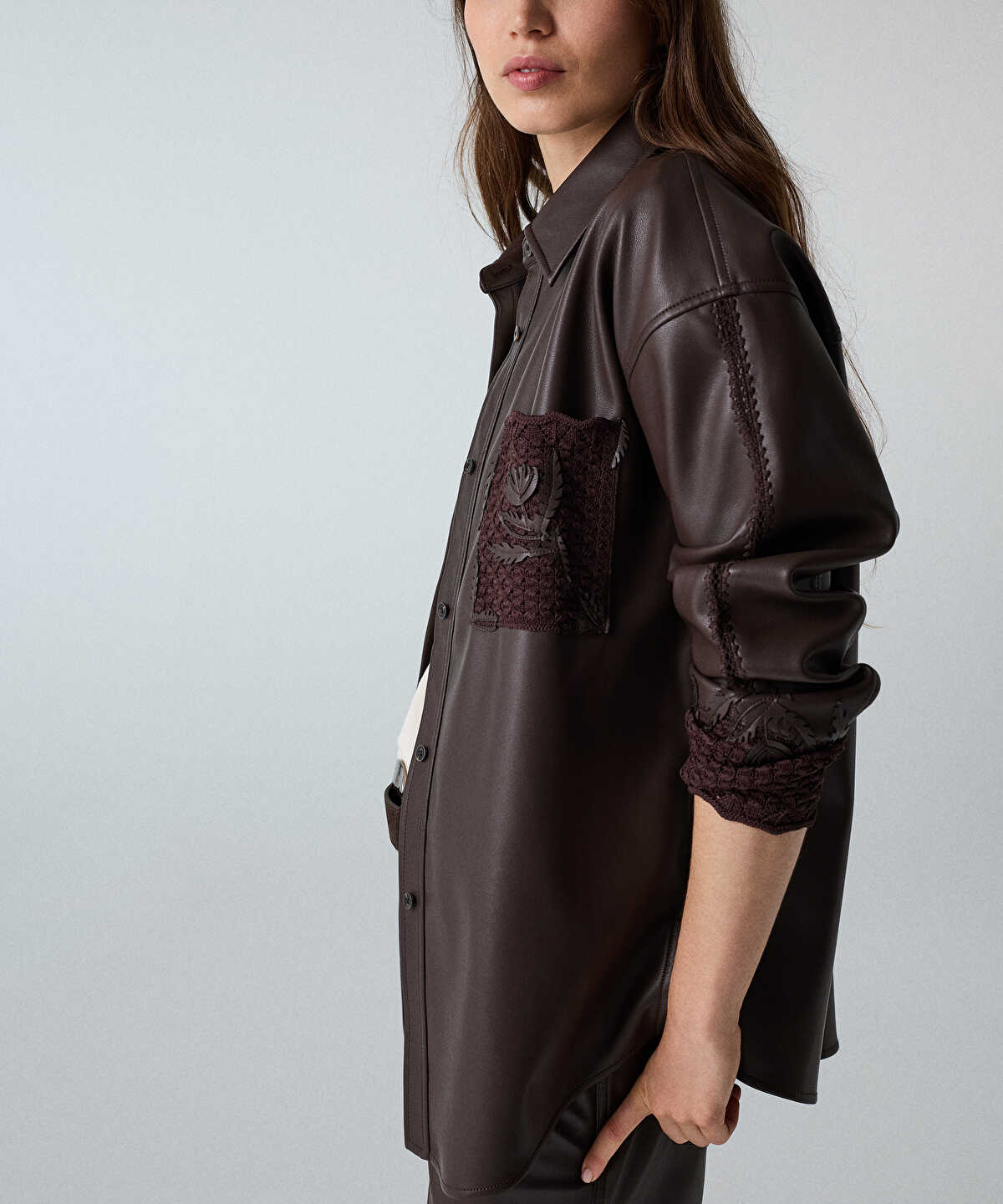 OVERSHIRT