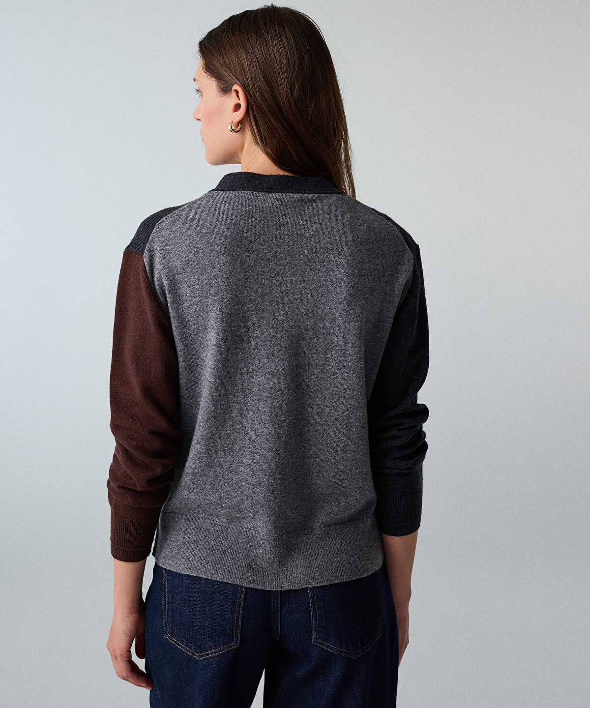 Zoomed Color-Block Cardigan with Brooch