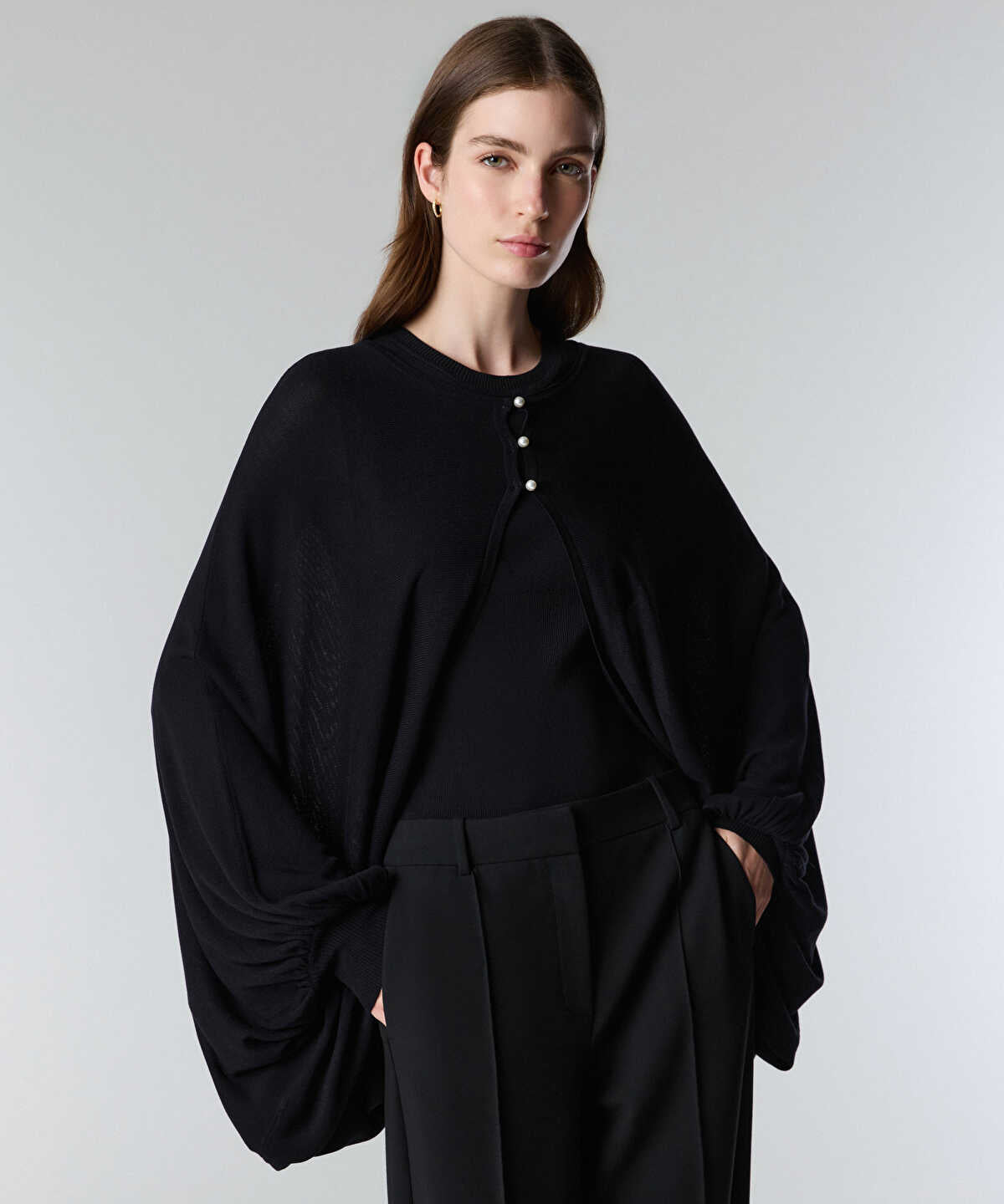 Zoomed Faux-Pearl Button Knit Cardigan