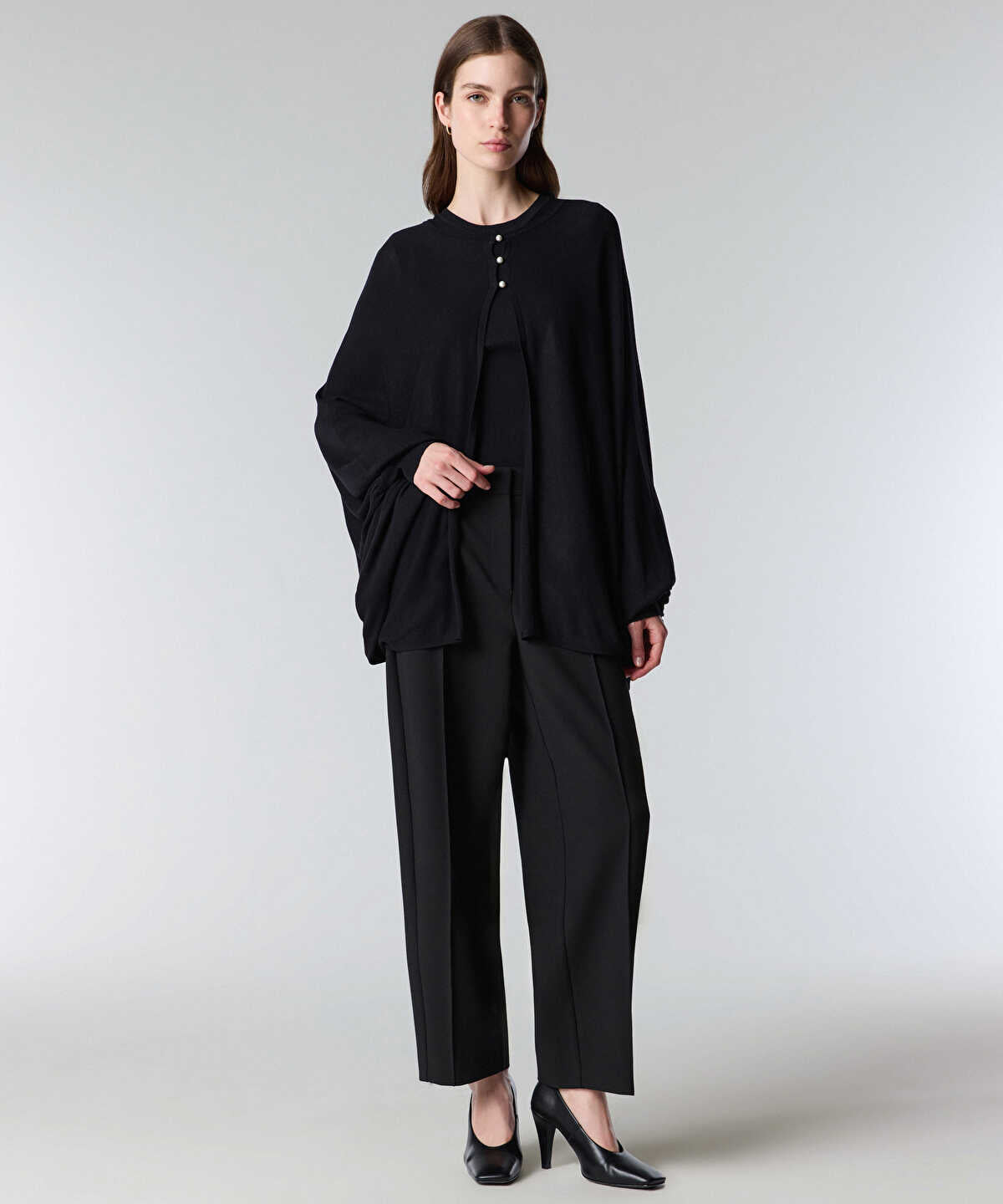 Zoomed Faux-Pearl Button Knit Cardigan