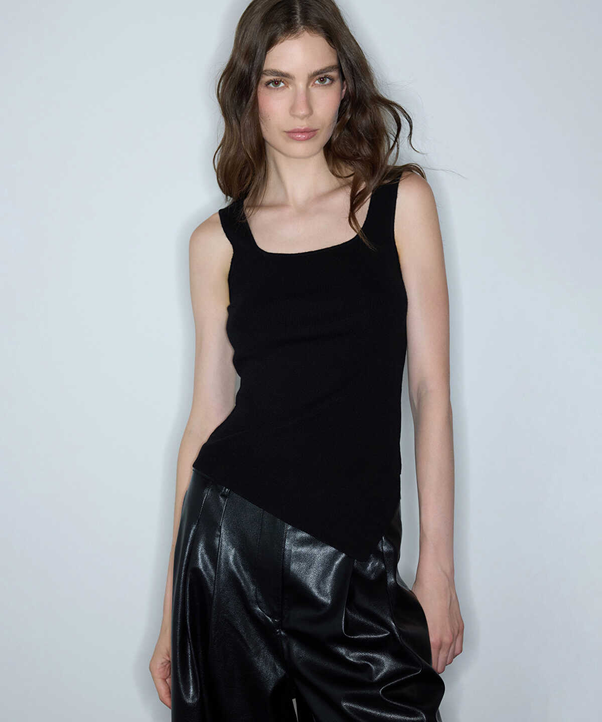 Zoomed Asymmetric-Hem Knit Top